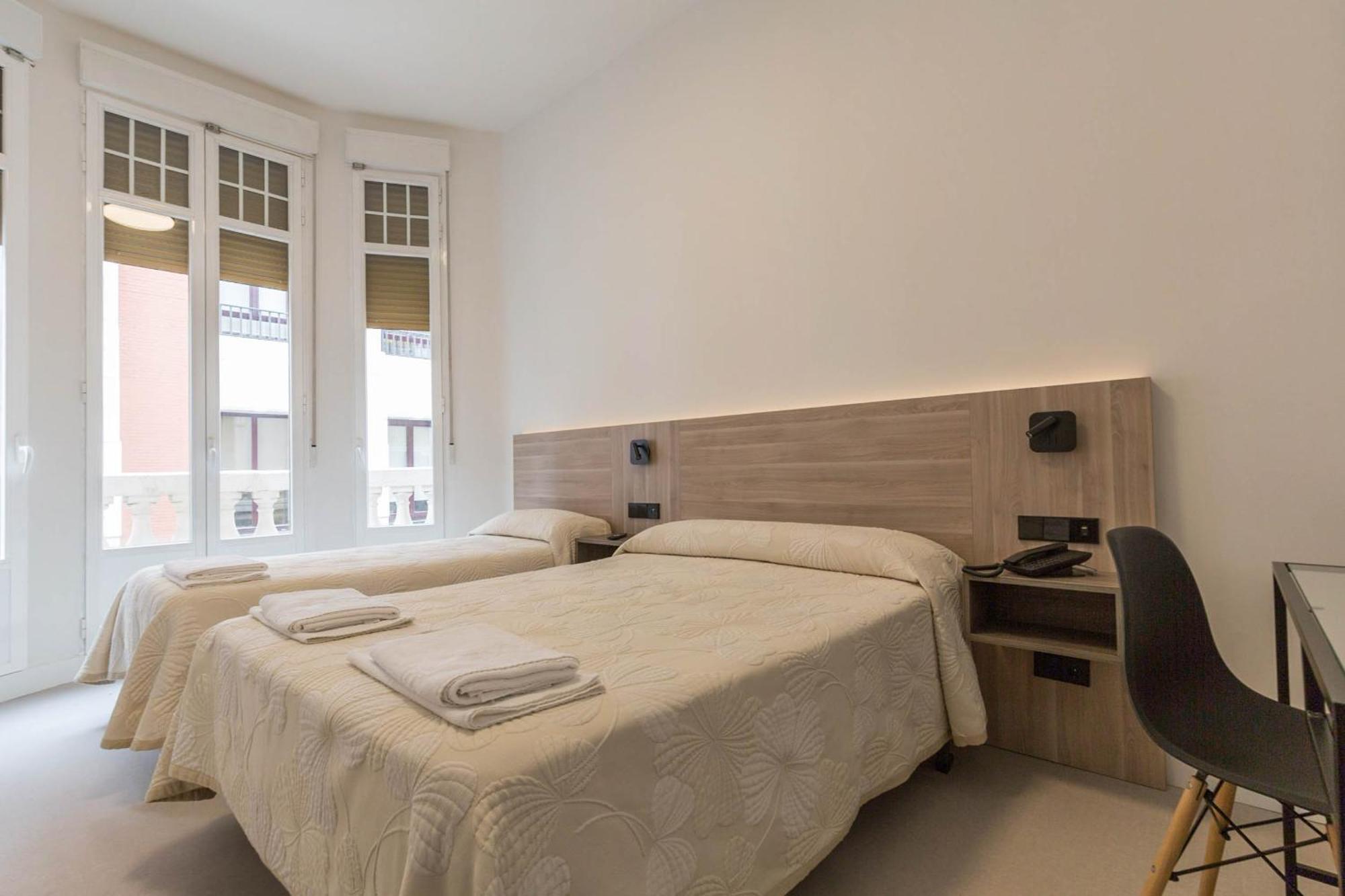 Hostal Excelsior Madrid Exteriör bild