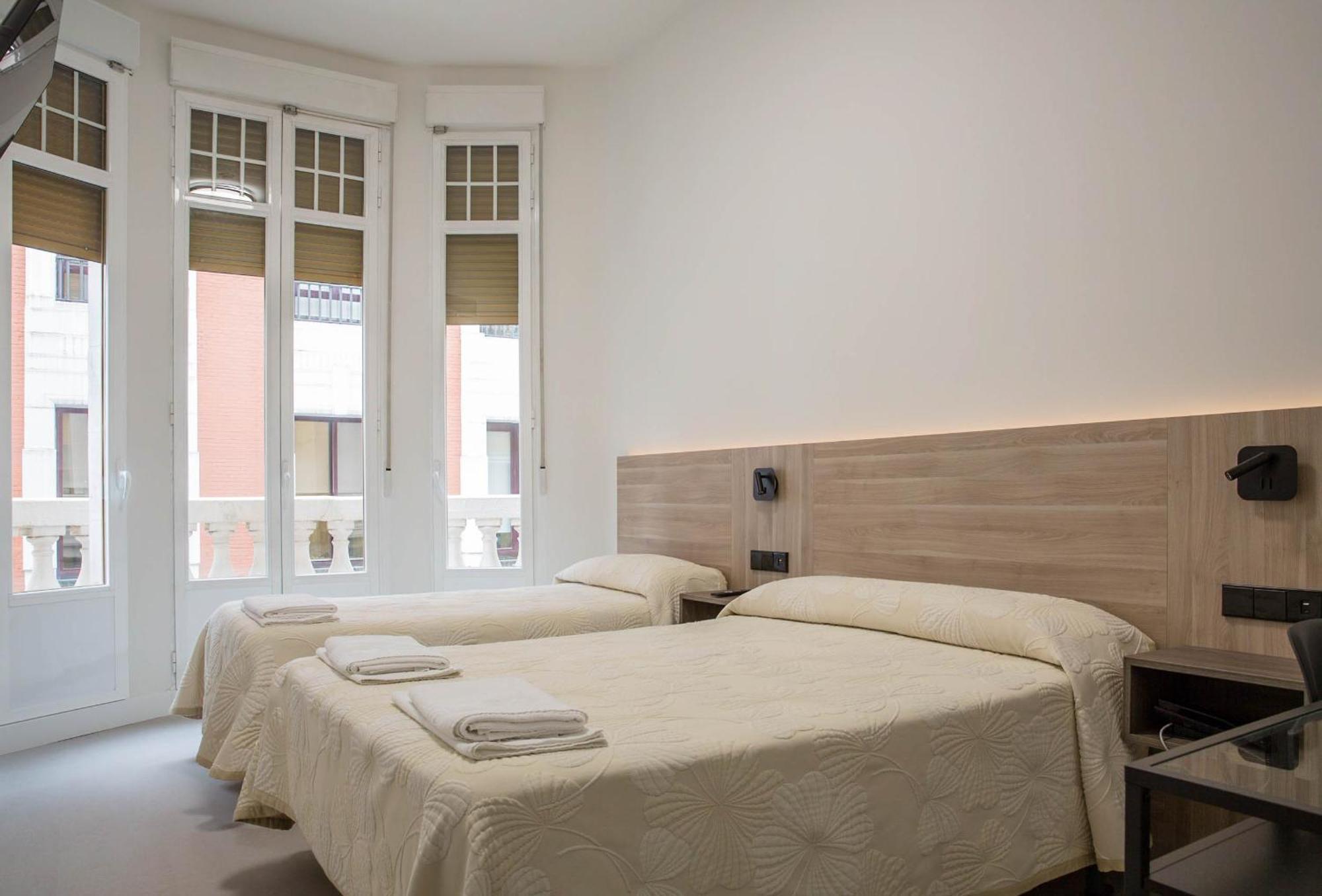 Hostal Excelsior Madrid Exteriör bild