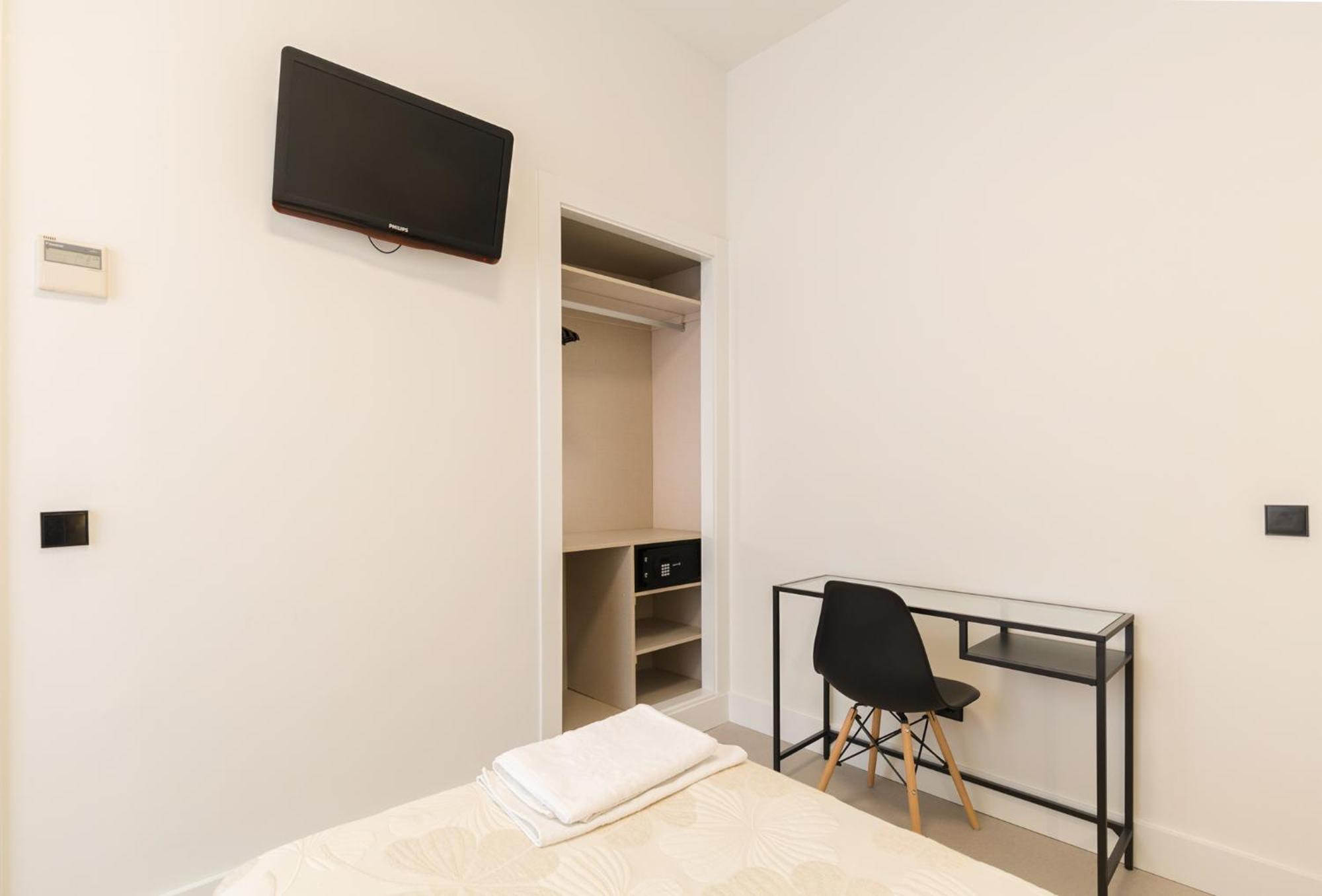 Hostal Excelsior Madrid Exteriör bild
